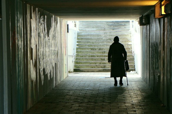 underpass-254317_1920